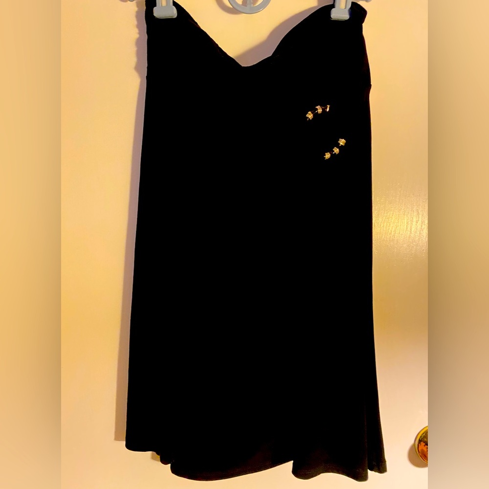 LAPIS FLARE WITH CIRCLE BUCKLE WOMEN’S SKIRTS